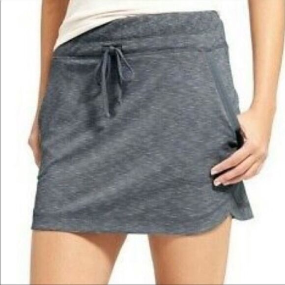 EXCELLENT CONDITION SIZE MEDIUM ATHLETA SKIRT - Picture 1 of 7